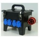 Borne mobile Tétra 32A in - out / 6 PC mono 16A