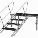 Escalier de scène réglable avec garde-corps - CONTEST